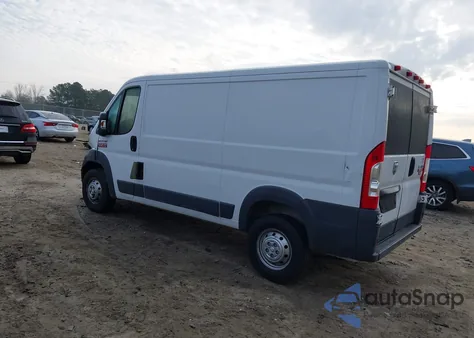 2015 Ram Promaster 1500 Low Roof z USA, uszkodzony, nr VIN 3C6TRVAG5FE509942